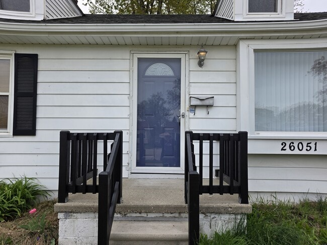 Building Photo - 26051 Alger St