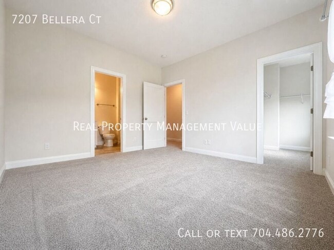Building Photo - 7207 Bellera Ct