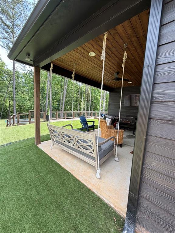 Building Photo - 163 Rias Way