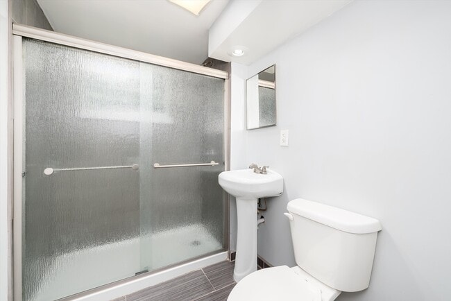 Building Photo - 8989 E 12th Ave