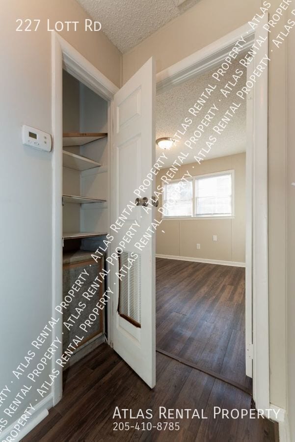 Building Photo - 227 Lott Rd