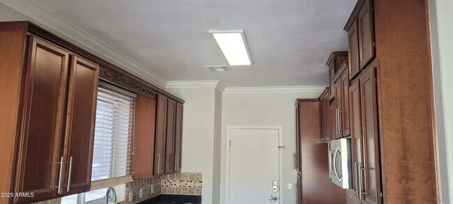 Building Photo - 34811 N 30th Dr