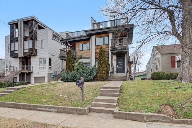 Building Photo - $4,195 per month | Fully Furnished | 3+ Month Leases Available