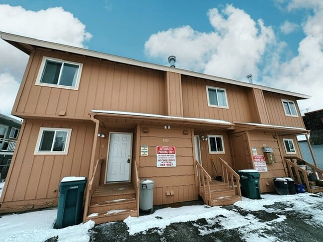 Building Photo - 3012 W 33rd Avenue