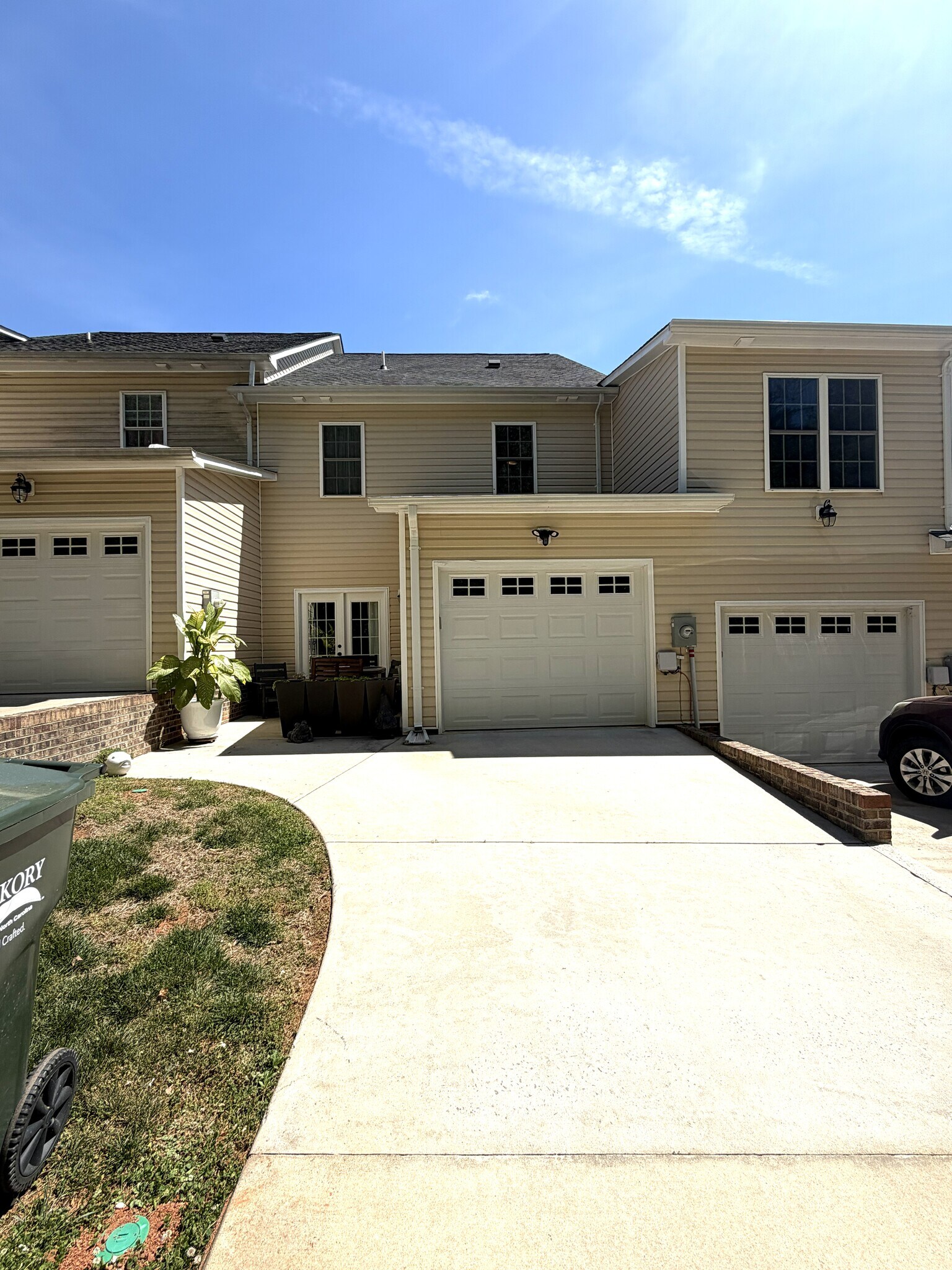 Single Car Garage on Backside - 4198 Pickering Dr