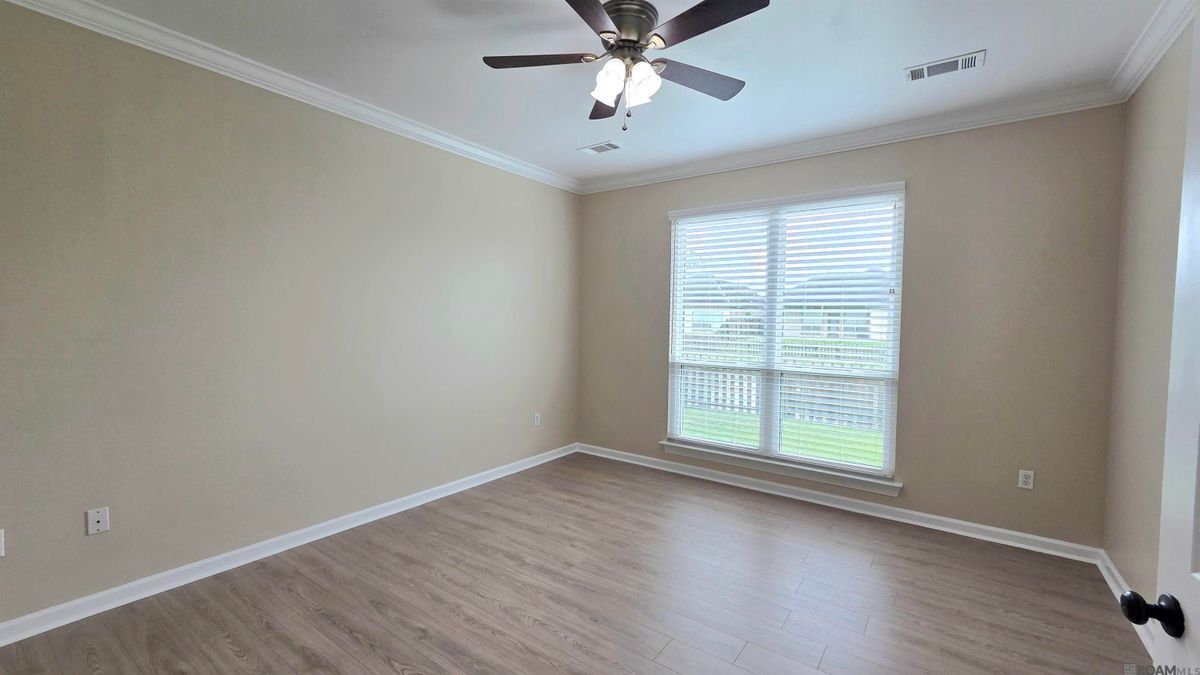 Building Photo - 2934 Nicholson Lake Dr