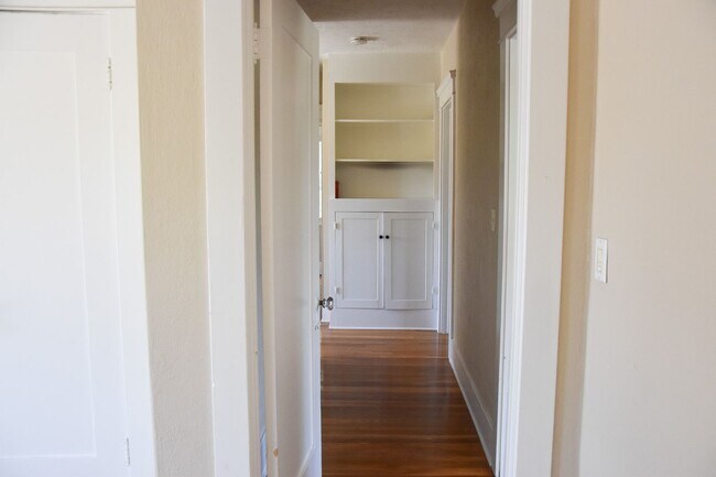 Building Photo - 169 N Harwood St