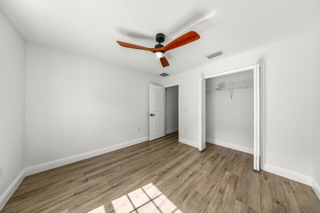 Building Photo - Beautiful New Home in Prime Summerfield Lo...