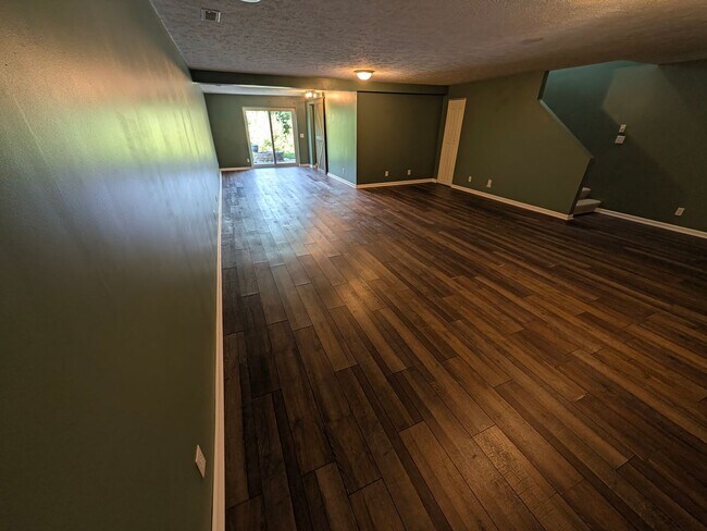 Building Photo - 13908 Rahn Blvd