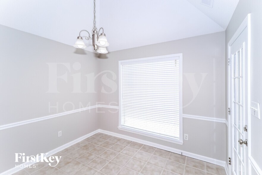 Building Photo - 5155 ZACHARY RUN Cove