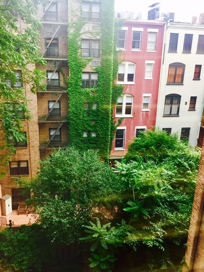 Building Photo - 28-30 West 86th Street-SI ID1031987P