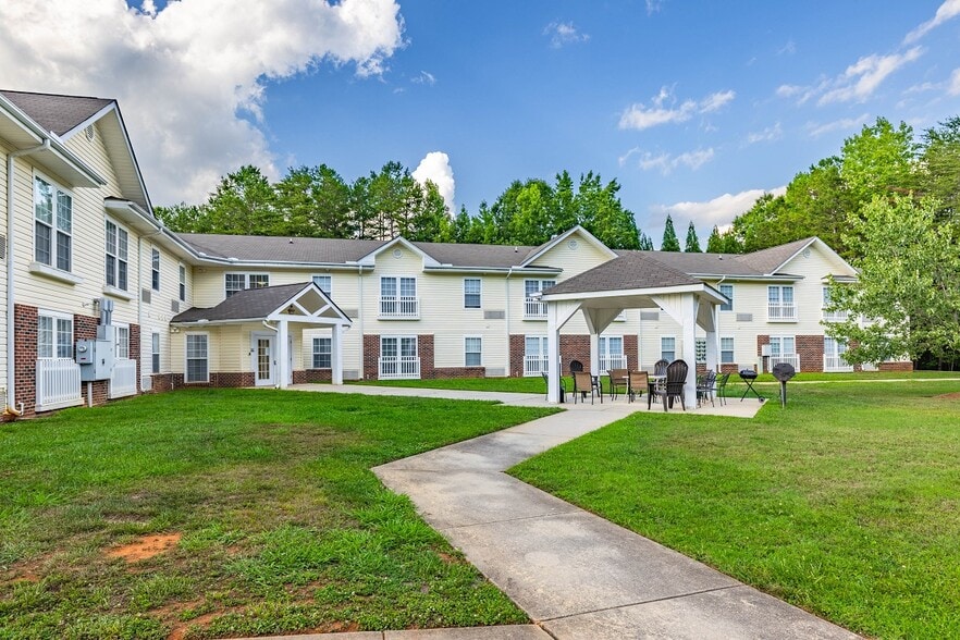 Building Photo - Fleming Heights Apartments