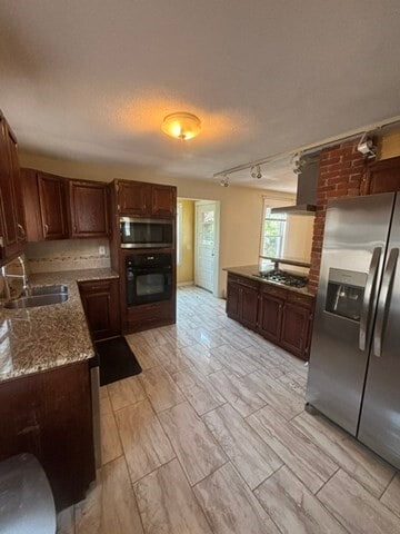 Building Photo - 40 Bellvale St