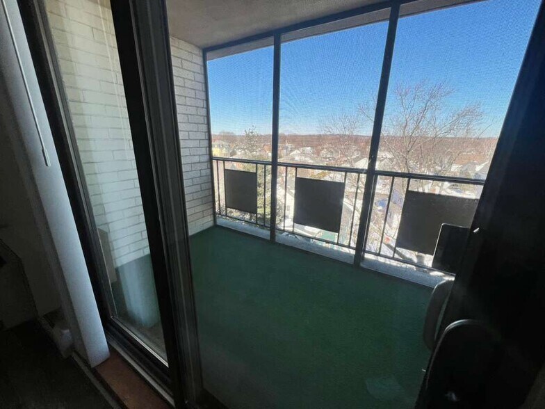 Building Photo - 374 Massachusetts Ave