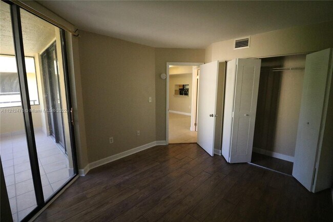 Building Photo - 8335 SW 152nd Ave