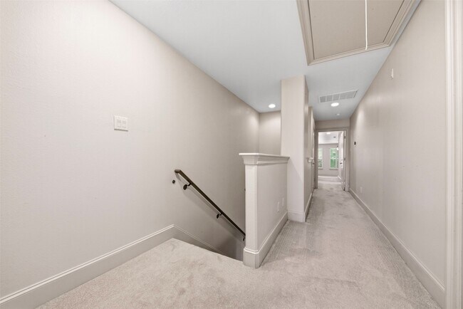 Building Photo - 5929 Kansas St