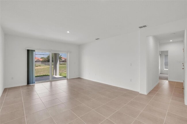 Building Photo - 4731 Vellacito Way