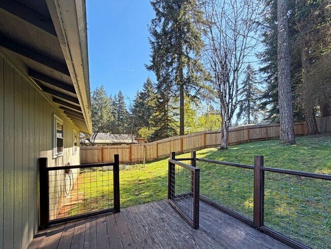 Building Photo - 24712 Parkside Dr