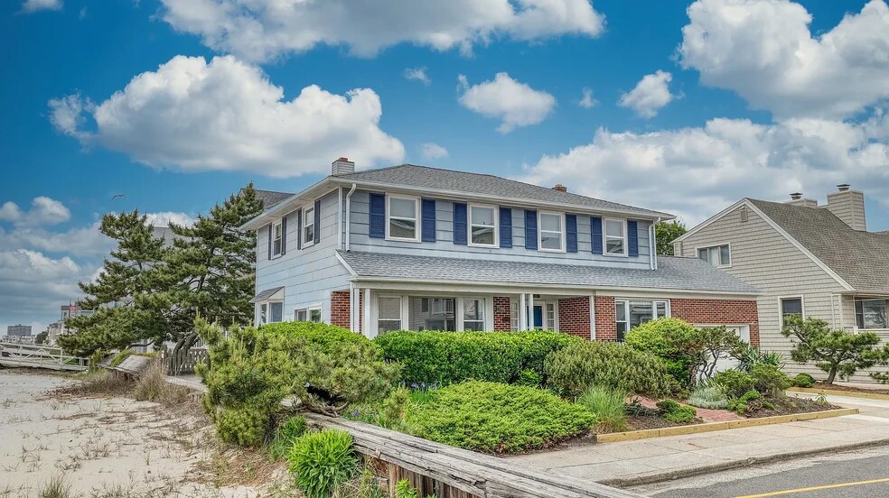 Building Photo - 108 S Newark Ave