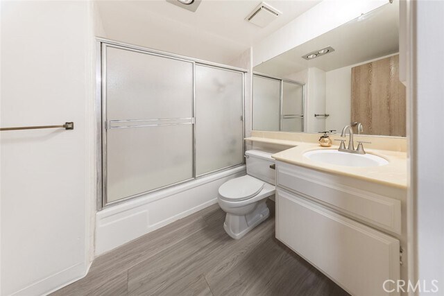 Building Photo - 465 Ivy St