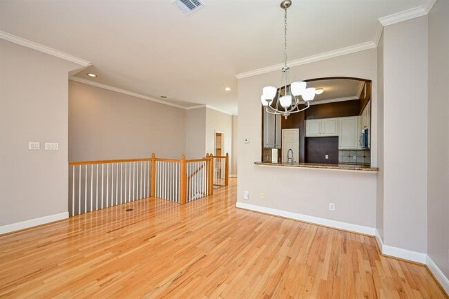 Building Photo - 5108 Fairmont St