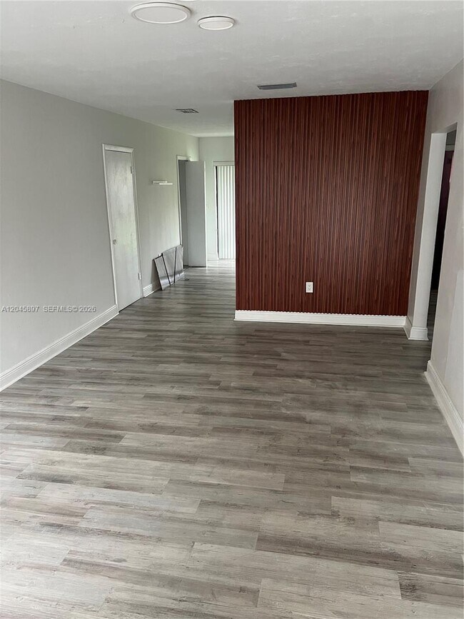 Building Photo - 6685 NW 38th Terrace