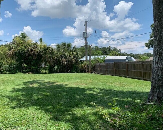 Building Photo - 4504 Ballentine Ct