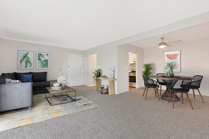 Hillcrest Apartments 6 Forest Hill Dr Glen Ellyn IL 60137 Apartment