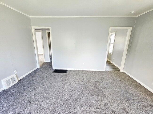 Building Photo - Move-In Ready 2BR/1BA Home w/ 2-Car Garage | Recently Updated