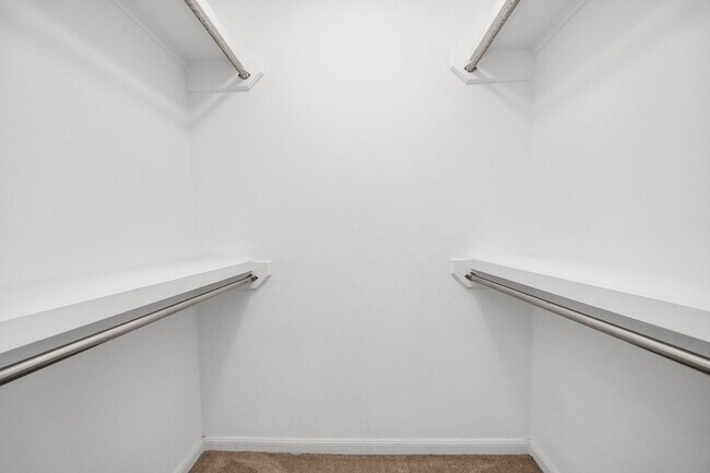 Building Photo - 2468 Bering Dr