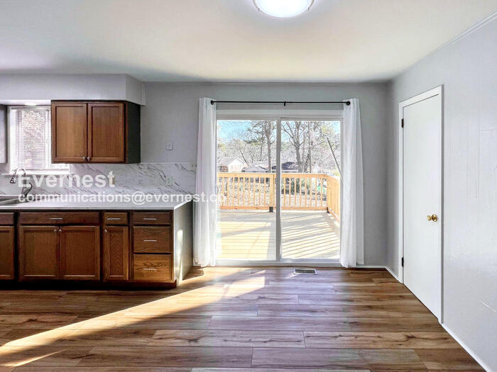 Building Photo - 5 Laurice Cir