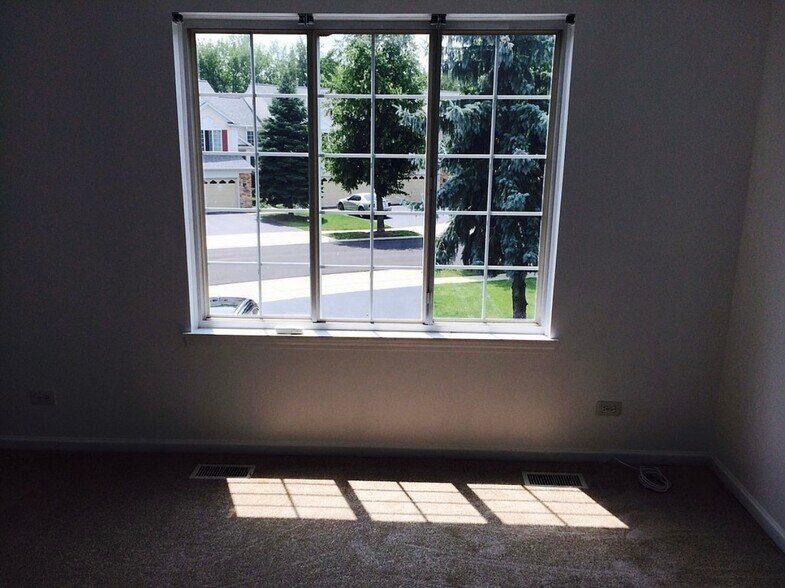 Building Photo - 1336 Summersweet Ln