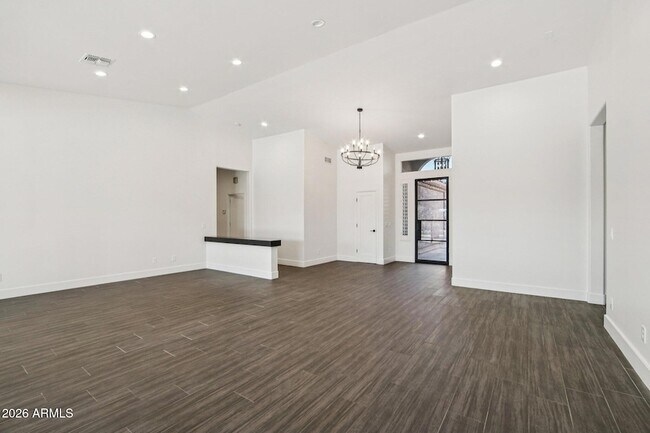 Building Photo - 6991 W Firebird Dr