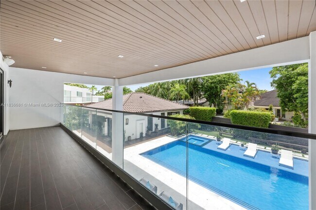 Building Photo - 9465 NW 52nd Doral Ln