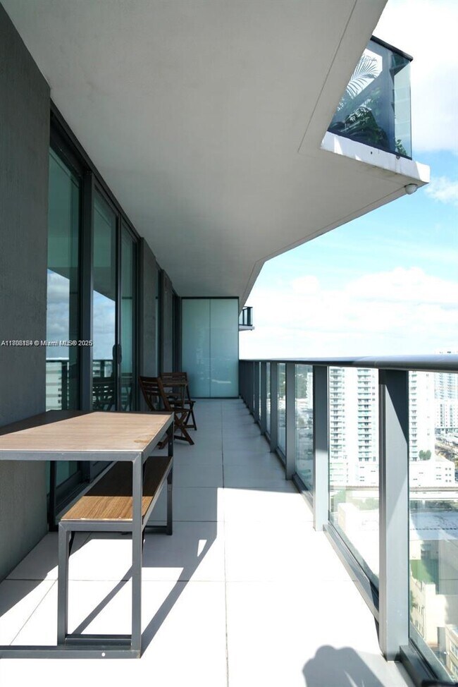Building Photo - 1300 S Miami Ave