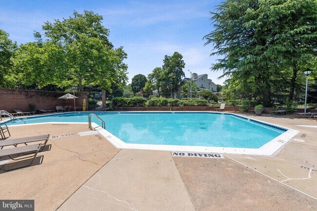 Building Photo - 3152 Covewood Ct
