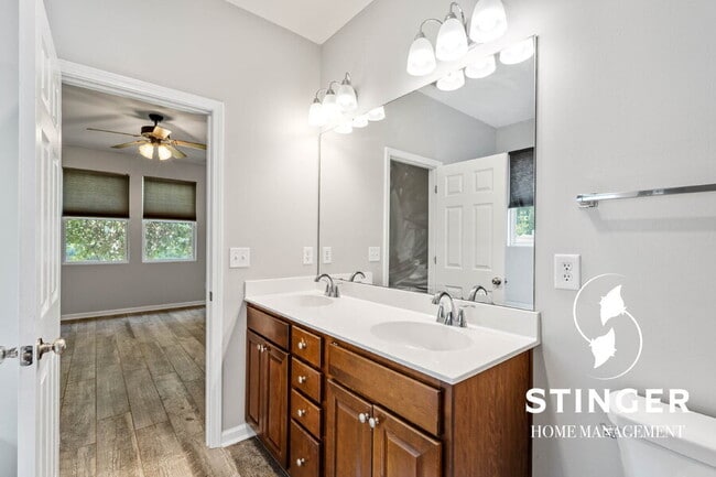 Building Photo - 46 Cedar Creek Cir