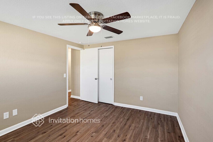 Building Photo - 6231 Seabreeze Dr