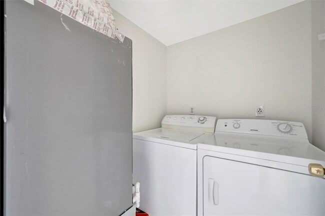 Building Photo - 9604 Cortez Rd W