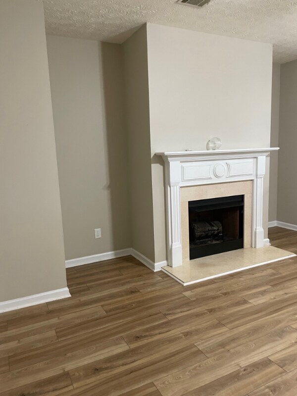 Building Photo - 2946 Greyhawk Ln