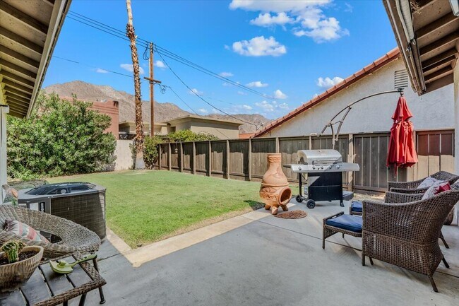 Building Photo - 53705 Avenida Diaz