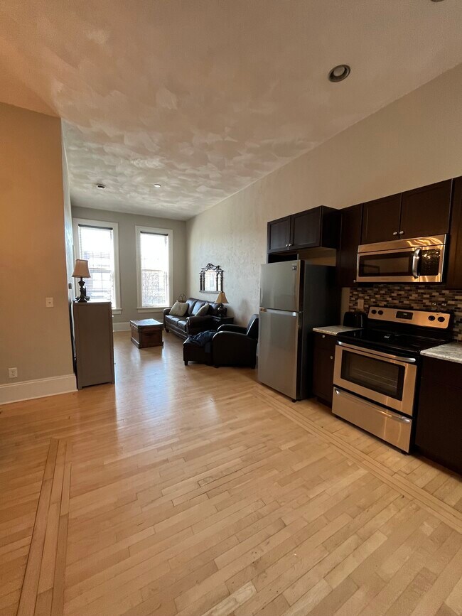 Building Photo - 113 W Wisconsin Ave