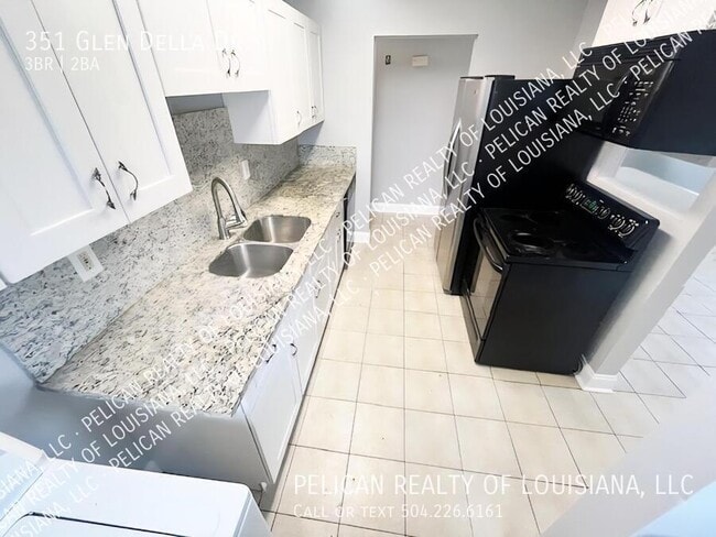 Building Photo - 351 Glen Della Dr