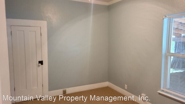 Building Photo - 3 br, 2 bath House - 511 Linden Ave