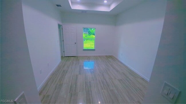 Building Photo - 927 Bolivia Dr