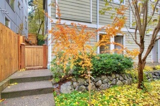 Building Photo - Mt. Baker - Beautiful 3 Bedroom / 2.5 Bath...