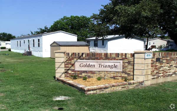 Primary Photo - Golden Triangle