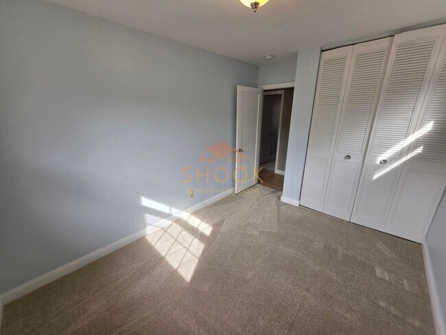 Building Photo - COZY 3BR/1.5BA HOME ON CUL-DE-SAC