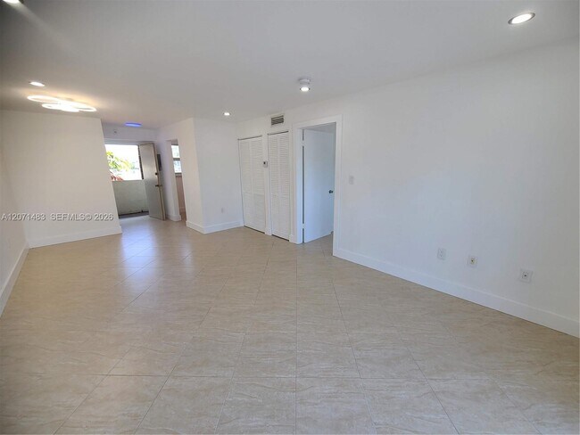 Building Photo - 1612 Jefferson Ave