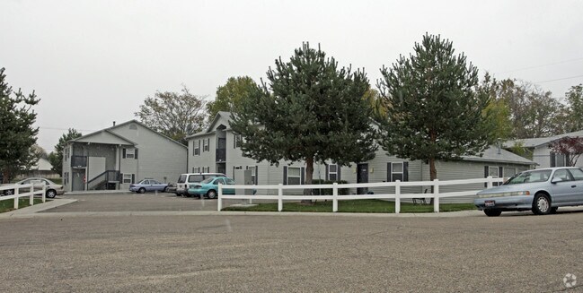 Building Photo - Marble Front Apartments